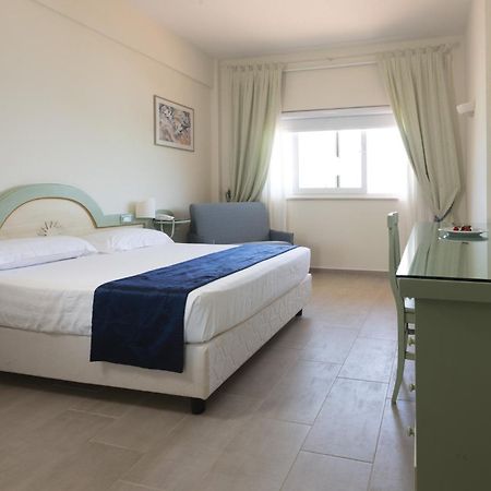 גאטה Summit Hotel מראה חיצוני תמונה