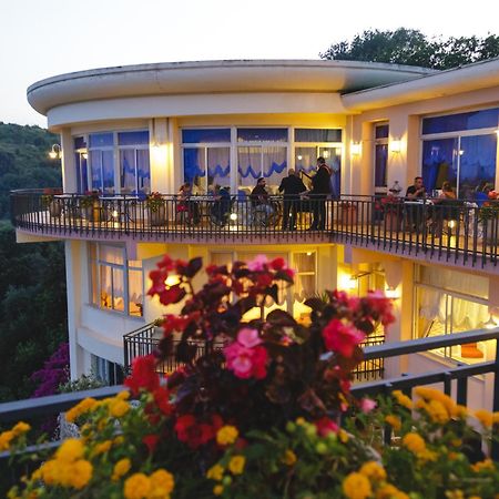 גאטה Summit Hotel מראה חיצוני תמונה